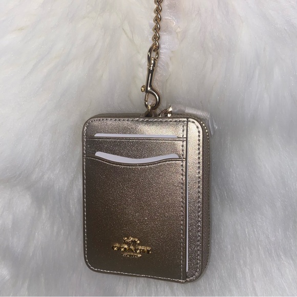 Coach Zip Card Case in light champagne New - Picture 3 of 10